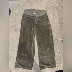 PACT Women's Shadow Cotton Velour Wide Leg Crop Pant